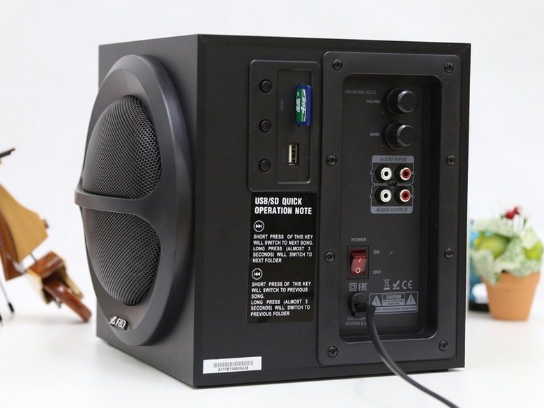 cổng kết nối trên Loa Fenda A111x 2.1